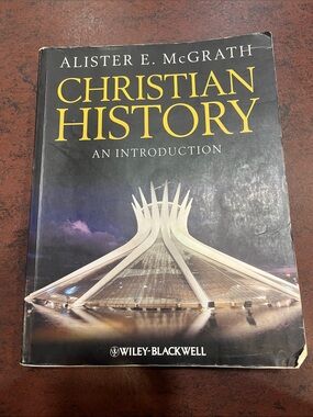 Alister E. McGrath "Christian History: An Introduction" - Black & Yellow Cover